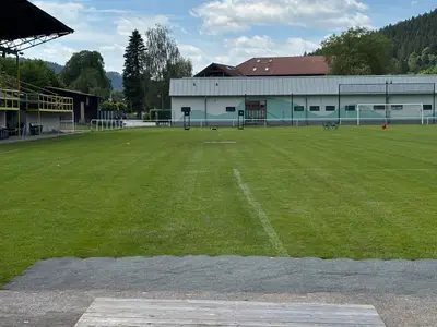 Velké Karlovice - fotbalové hřiště - foto trati 3